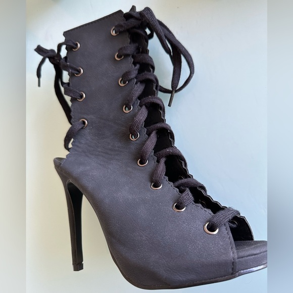 Cape Robbin Lace Up Heels - Picture 4 of 6